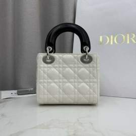 Picture of Dior Handbags _SKUfw239327338fw